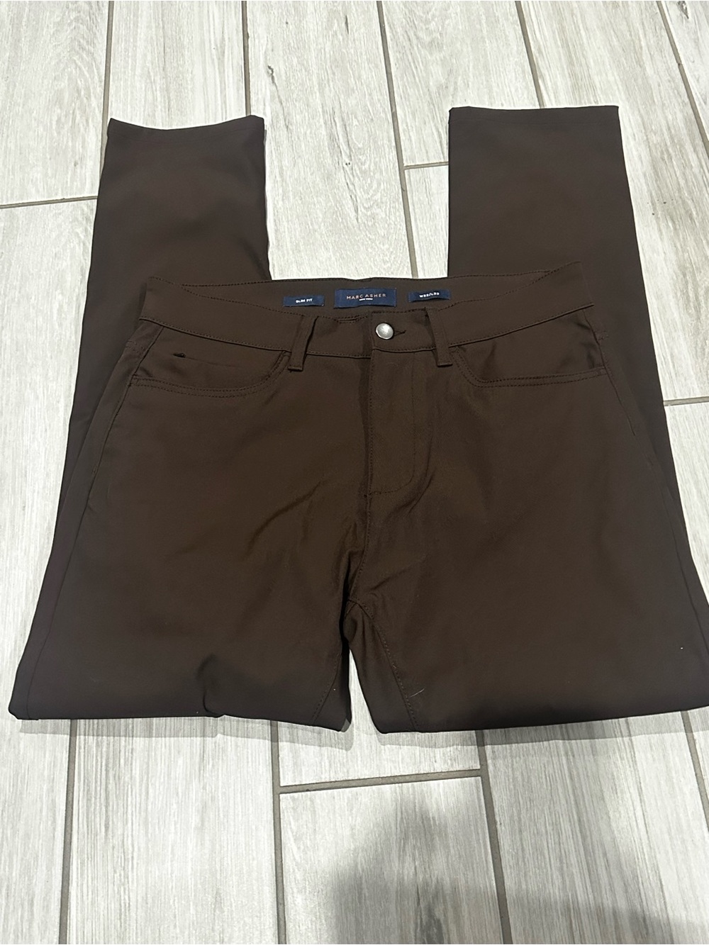 Men's Slim Fit Athletic Jeans in Dark Brown - Classic Stretch